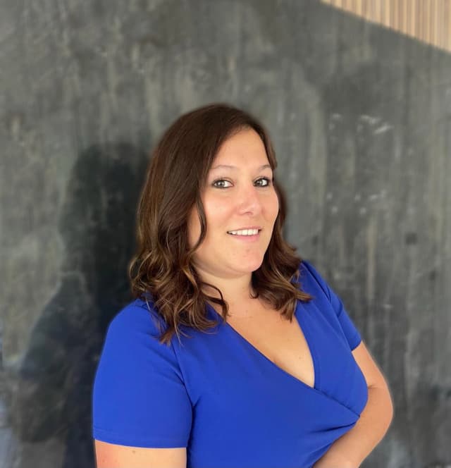 profil de Jenniffer Szmazsak Angeles